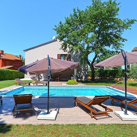 Apartments Marija 1089 Пореч Екстер'єр фото